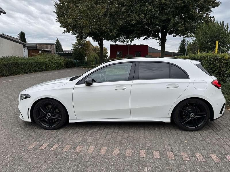 Gebraucht 2018 Mercedes A250 AMG line Limousine | 23.600 € (Fairer Preis) - Bild 1/4