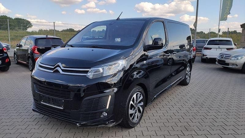 Schwarz Gebraucht 2017 Citroën Spacetourer Shine Van | 16.990 € (Superpreis) - Bild 1/4