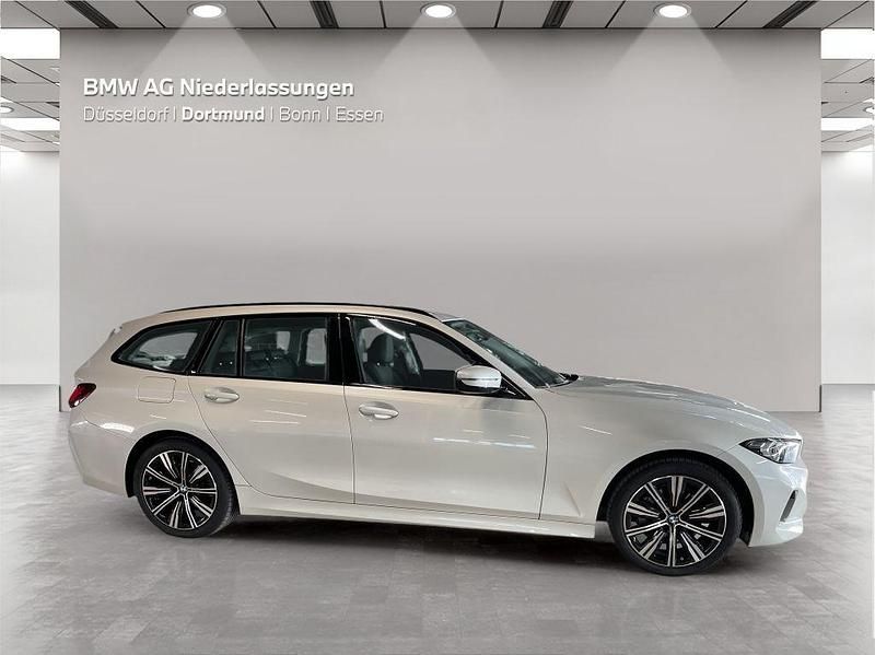 Gebraucht BMW 320 Shadowline 184 PS (135 kW) 2023 Weiß Kombi