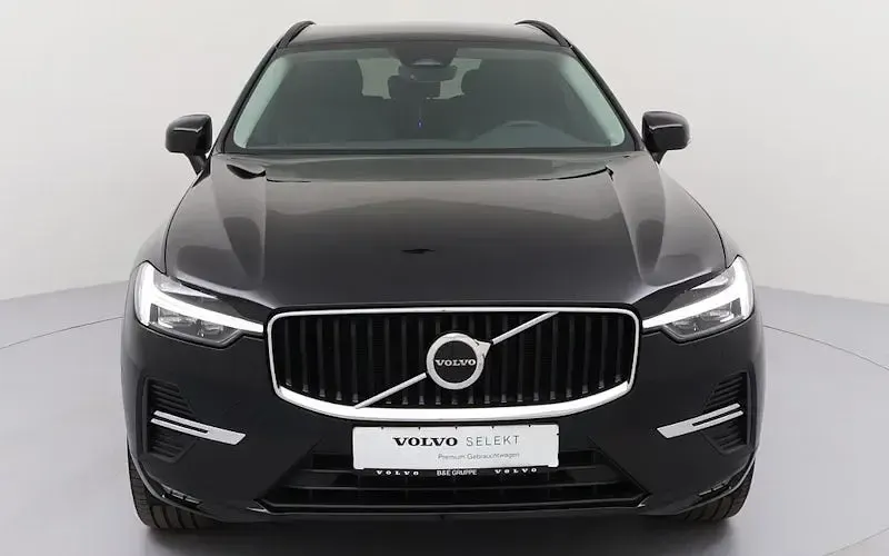 Gebraucht Volvo XC60 Core 197 PS (144 kW) 2024 Schwarz SUV