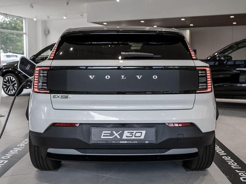 Neu Volvo EX30 CC Performance 314 kW (428 PS) 2025 Weiß SUV