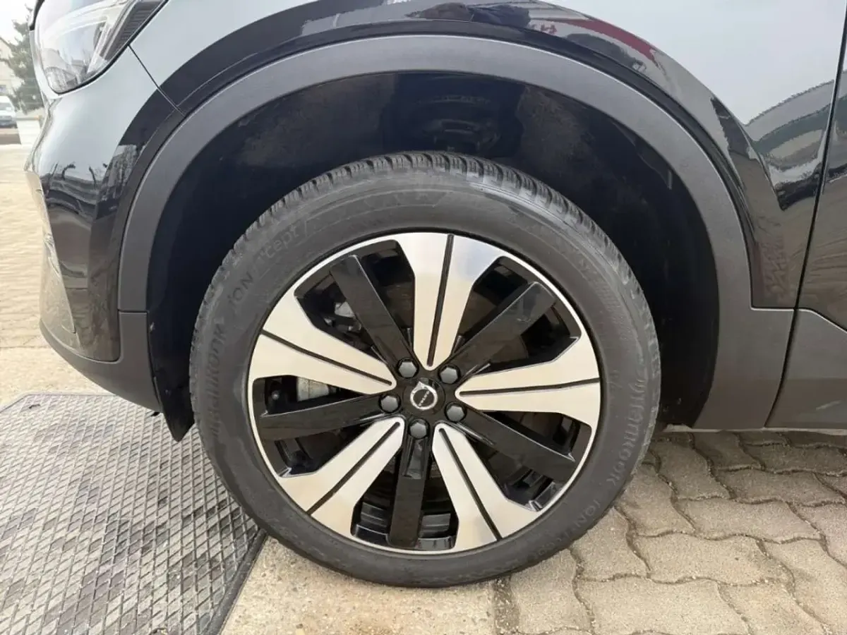 Gebraucht Volvo XC40 Plus 300 kW (408 PS) 2023 Black solid (stone) / solid SUV