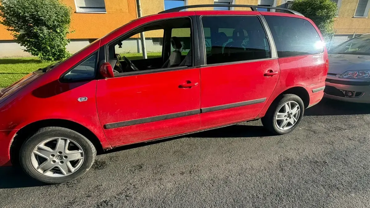Brugt VW Sharan 131 HK (96 kW) 2003 Sort MPV