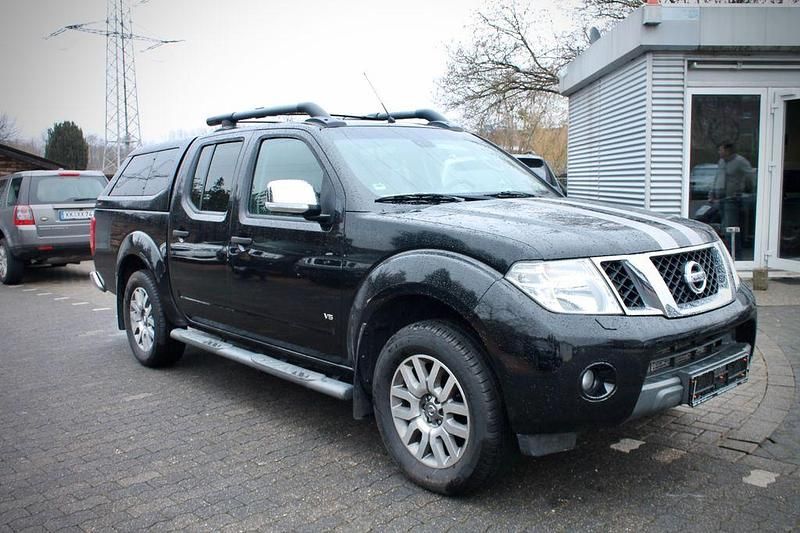 Gebraucht Nissan Navara 231 PS (169 kW) 2014 Schwarz Pickup