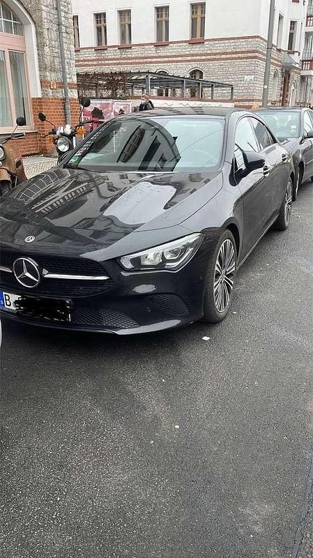 Gebraucht 2021 Mercedes CLA180 Limousine | 29.000 € (Teuer) - Bild 1/1