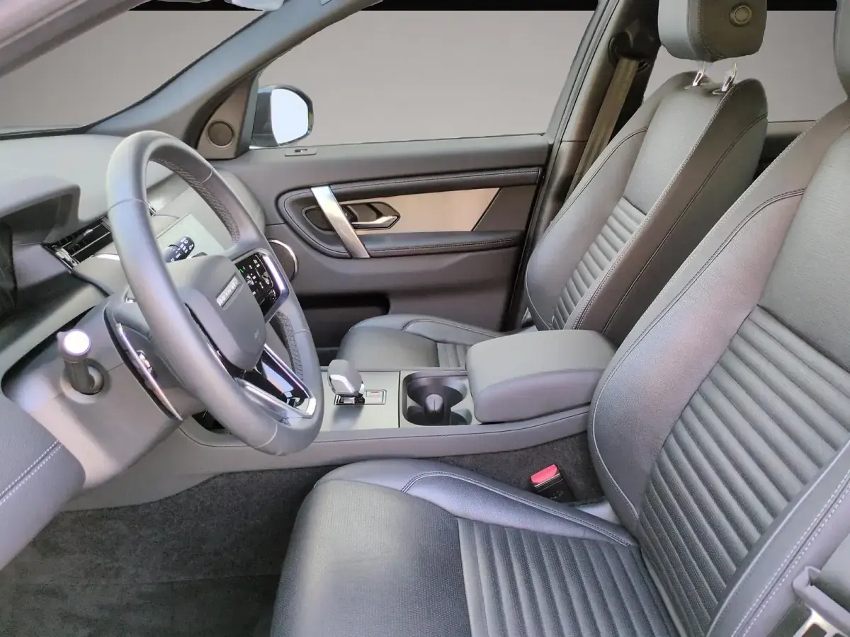 Gebraucht Land Rover Discovery Sport SE Dynamic 204 PS (150 kW) 2024 Manufacturer SUV