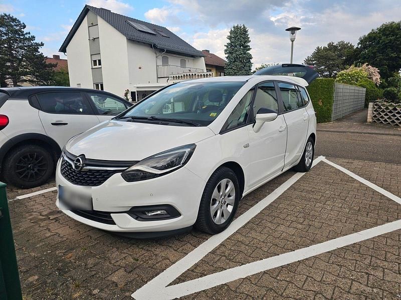 Weiß Gebraucht 2018 Opel Zafira Tourer Van / Kleinbus | 8.400 € (Superpreis) - Bild 1/4