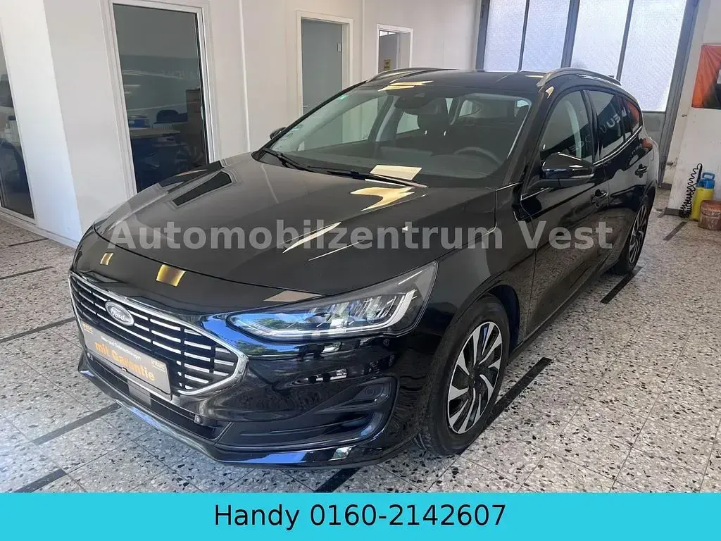 Używany Ford Focus Titanium 155 KM (114 kW) 2024 Czarny Sedan/Limuzyna