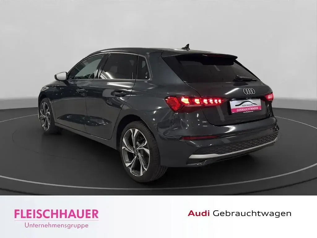 Używany Audi A3 Advanced 204 KM (150 kW) 2025 Czarny Sedan/Limuzyna