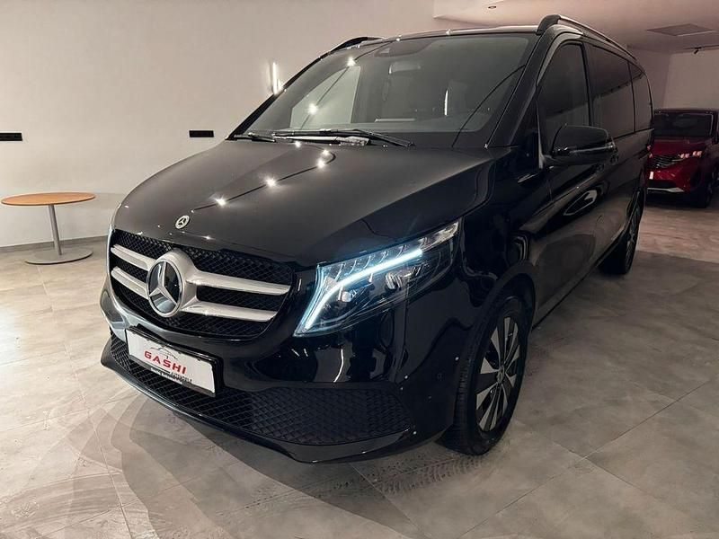 Usata Mercedes V220 190 CV (139 kW) 2024 Nero Monovolume