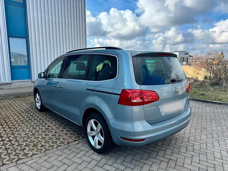 Gebraucht VW Sharan 170 PS (125 kW) 2012 Blau Van / Kleinbus