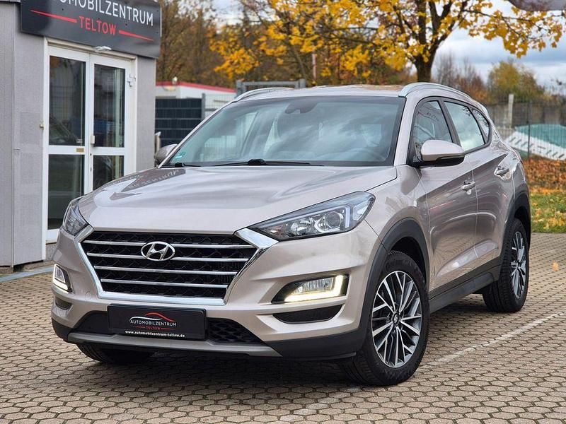 Weiß Gebraucht 2020 Hyundai Tucson Advantage SUV | 20.390 € (Superpreis) - Bild 1/4