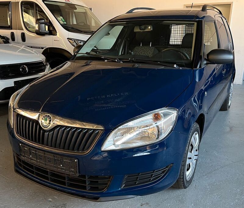 Blau Gebraucht 2012 Skoda Roomster Kombi | 3.599 € (Superpreis) - Bild 1/3