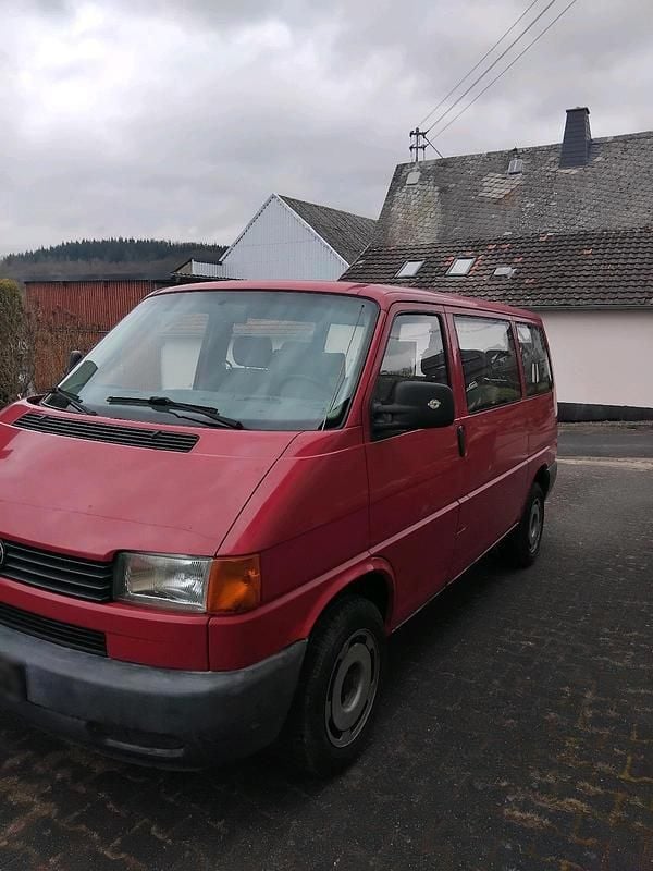 Gebraucht VW T4 68 PS (50 kW) 2000 Andere farben Van