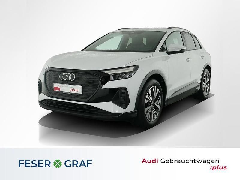 Gletscherweiß metallic Gebraucht 2022 Audi Q4 e-tron S-Line SUV | 34.480 € (Etwas zu teuer) - Bild 1/4