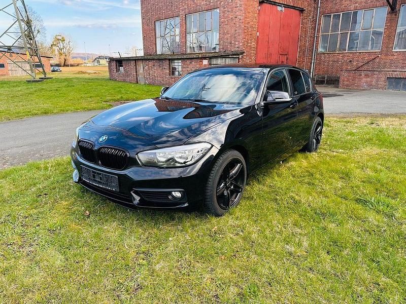 Gebraucht BMW 118 Advantage 136 PS (100 kW) 2015 Schwarz Kleinwagen