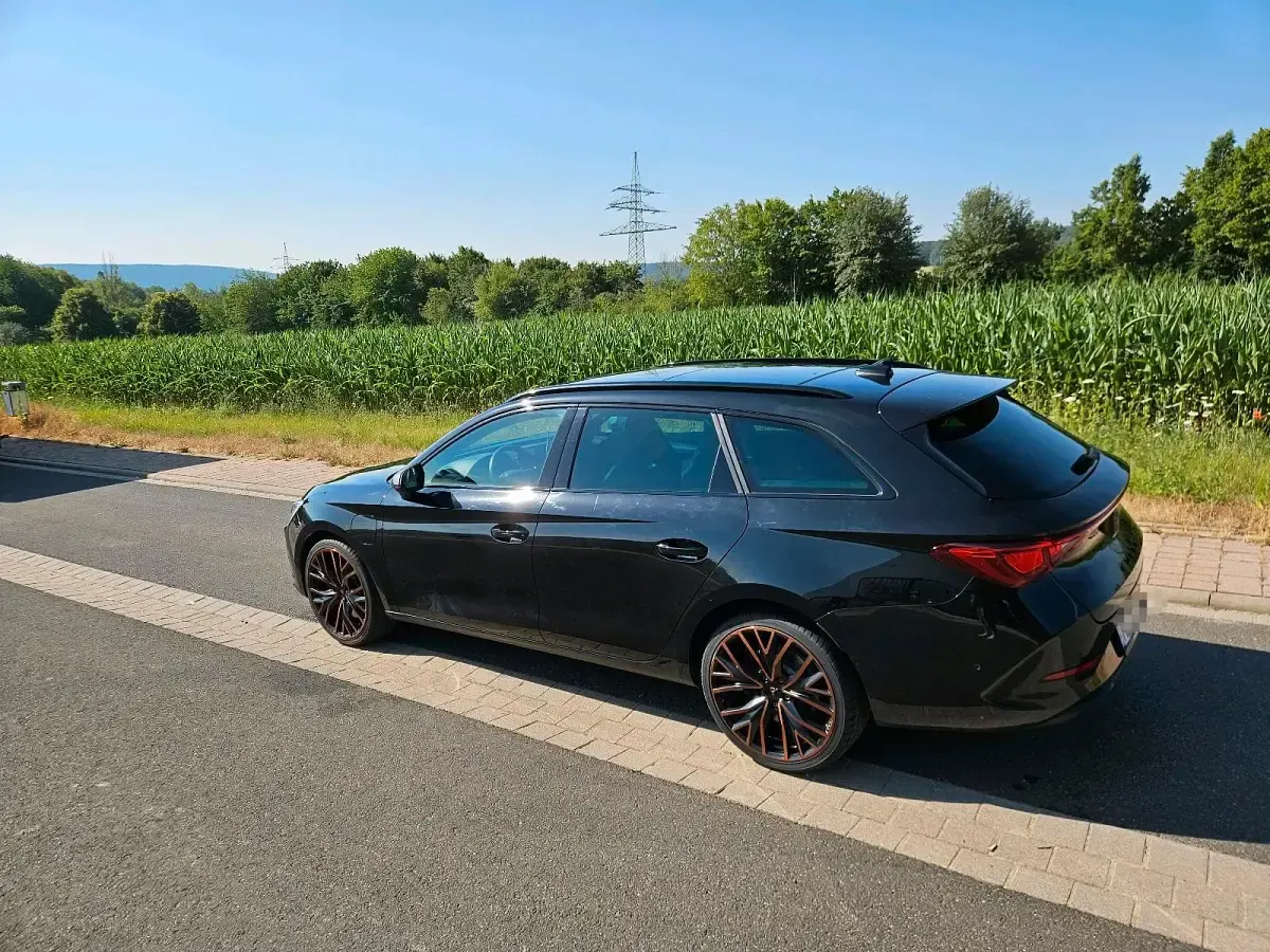 Gebraucht Cupra Leon 245 PS (180 kW) 2021 Schwarz Kombi