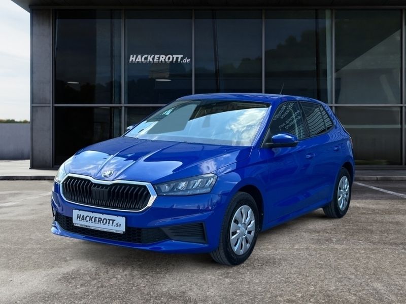 Blau Gebraucht 2023 Skoda Fabia Active Kleinwagen | 14.490 € (Guter Preis) - Bild 1/4