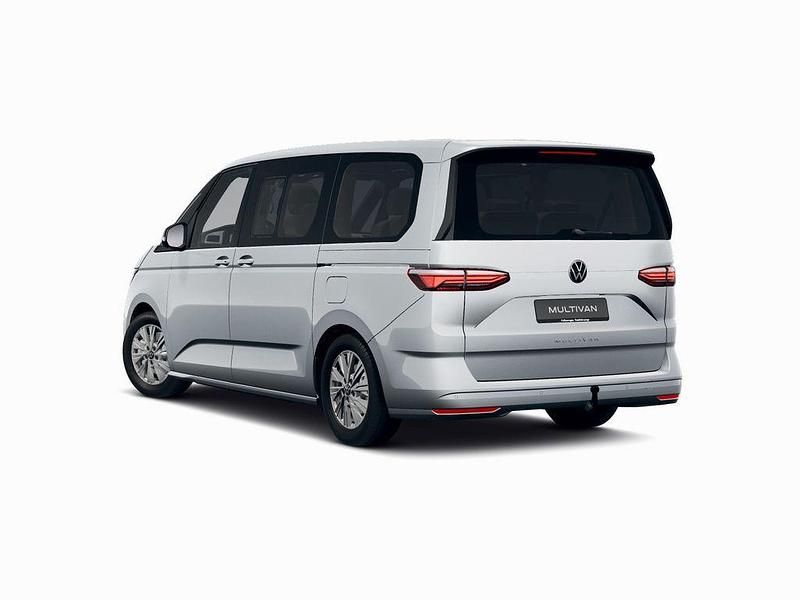 Gebraucht VW Multivan 204 PS (150 kW) 2024 Reflexsilber Van