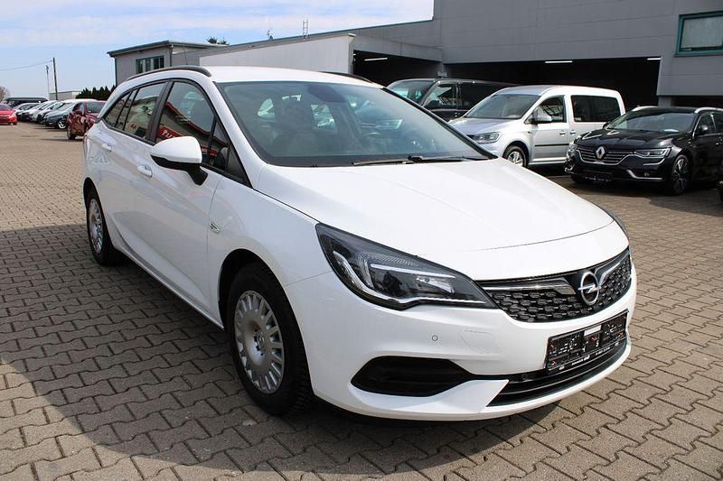 Gebraucht Opel Astra 105 PS (77 kW) 2019 Weiß Kombi