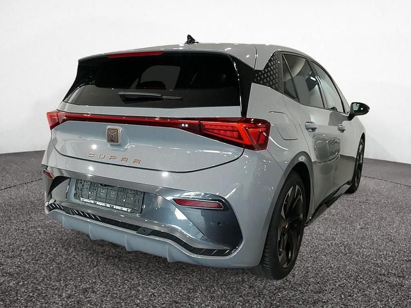 Second-hand Cupra Born 169 kW (231 CP) 2023 Gri Hatchback