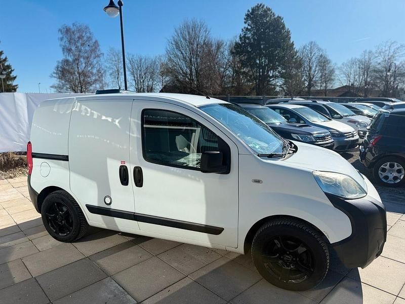 Gebraucht Fiat Fiorino 75 PS (55 kW) 2011 Weiß Van / Kleinbus
