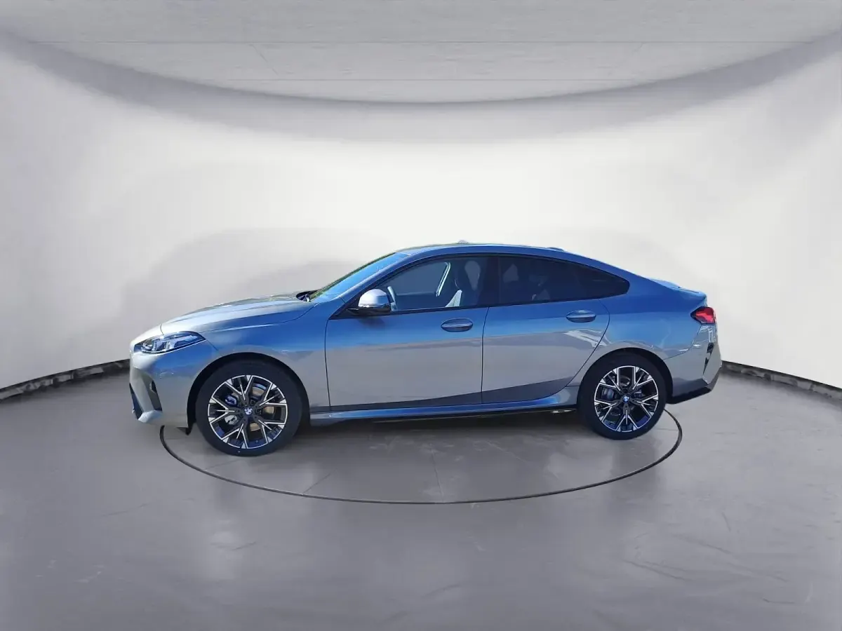 Gebraucht BMW 216 M Sport 122 PS (89 kW) 2026 Coupé