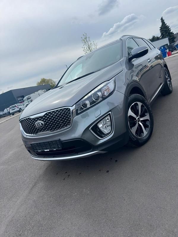 Gebraucht Kia Sorento 200 PS (147 kW) 2016 Grau SUV