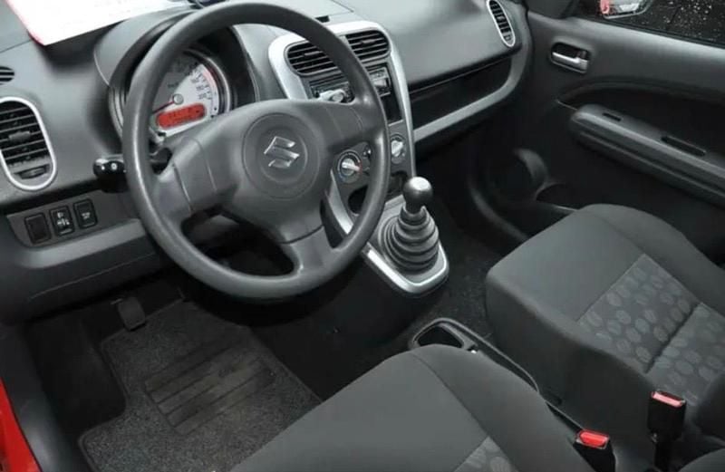 Second-hand Suzuki Splash 2009 Roșu Hatchback