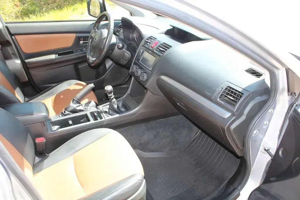 Occasion Subaru XV Exclusive+ 147 ch (108 kW) 2013 Argent SUV