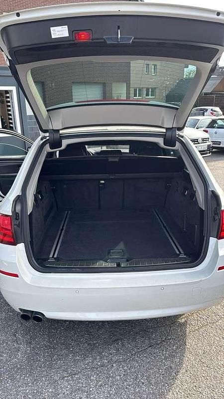Gebraucht BMW 525 218 PS (160 kW) 2012 Alpinweiss iii Kombi