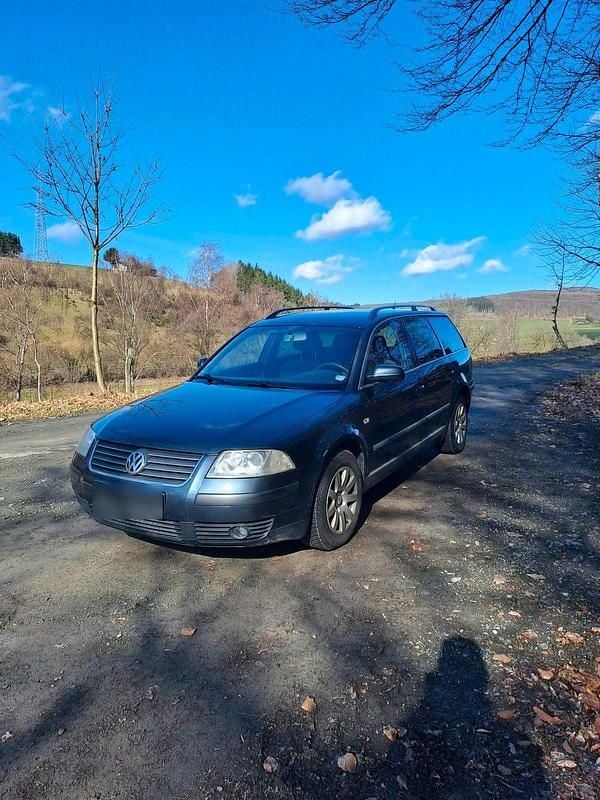 Gebraucht VW Passat 102 PS (75 kW) 2003 Grau Kombi