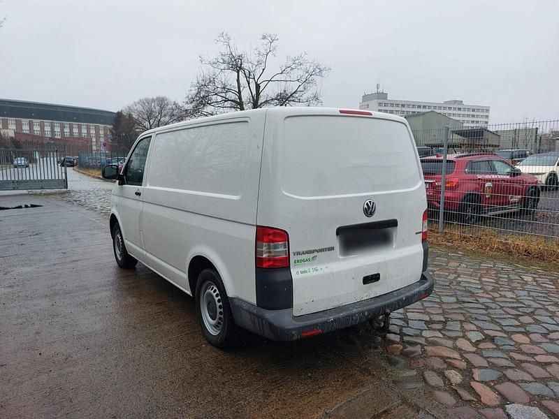 Gebraucht VW Transporter 116 PS (85 kW) 2011 Weiß Van