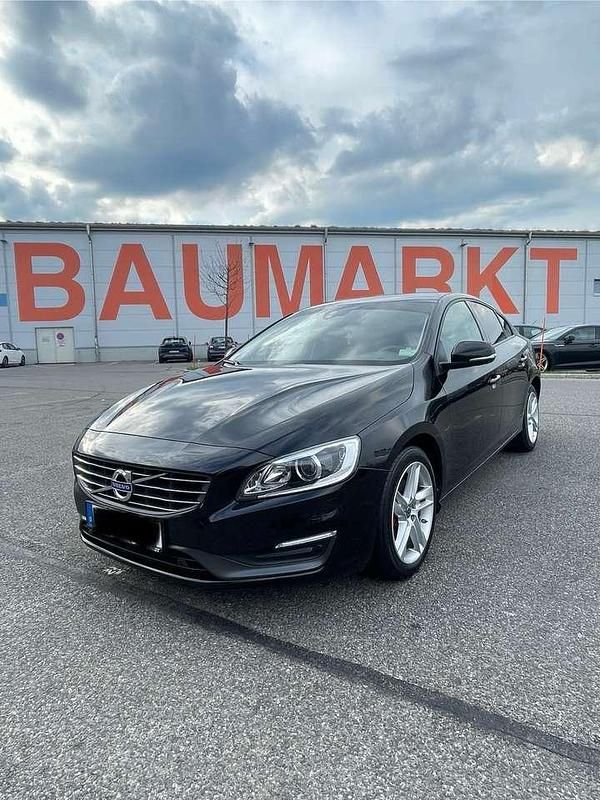 Gebraucht 2015 Volvo S60 Business Edition Limousine | 15.000 € (Teuer) - Bild 1/4