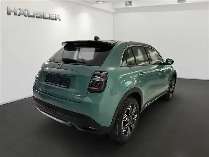 Gebraucht Fiat 600 101 PS (74 kW) 2024 Cielo blau SUV