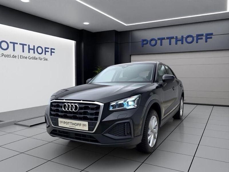 Schwarz Gebraucht 2025 Audi Q2 Comfort SUV | 31.750 € (Etwas zu teuer) - Bild 1/4