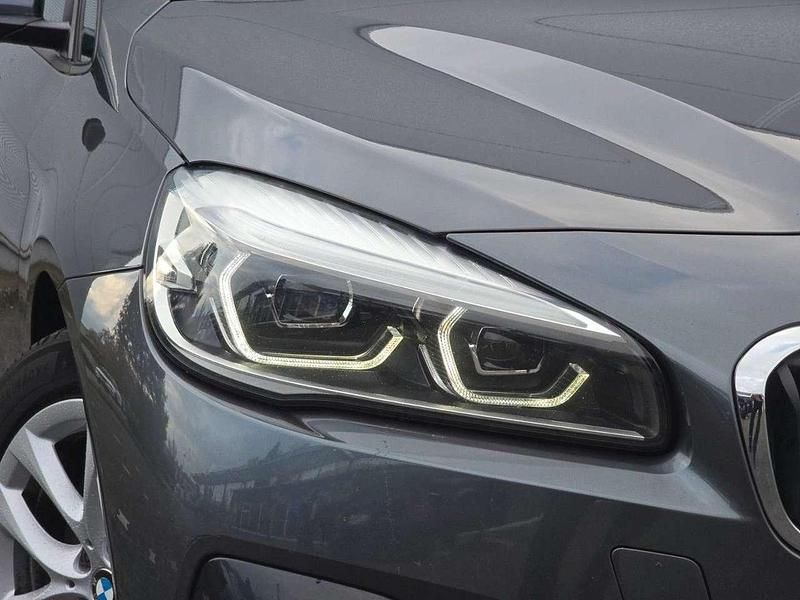 Gebraucht BMW 220 190 PS (139 kW) 2021 Mineralgrau metallic Van / Kleinbus