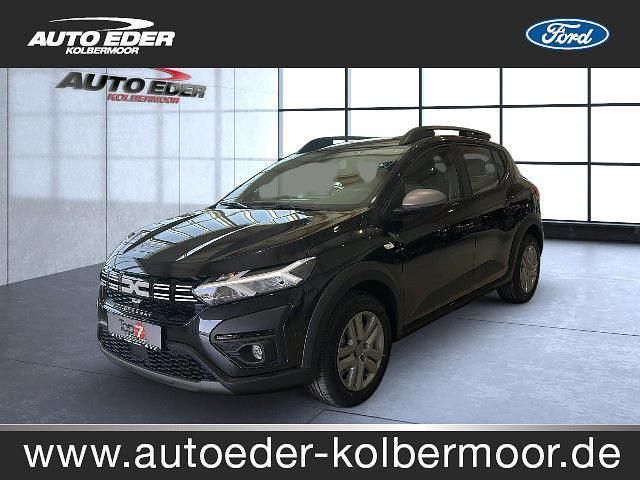 Schwarz Gebraucht 2023 Dacia Sandero Expression Kleinwagen | 16.900 € (Fairer Preis) - Bild 1/4