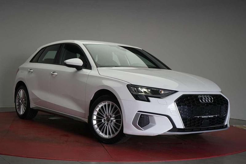 Ibis white Gebraucht 2022 Audi A3 Sportback Advanced Kombi | 21.490 € (Guter Preis) - Bild 1/4