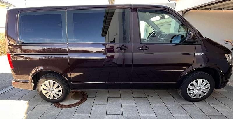 Gebraucht VW T6 Comfortline 150 PS (110 kW) 2016 Violett Van