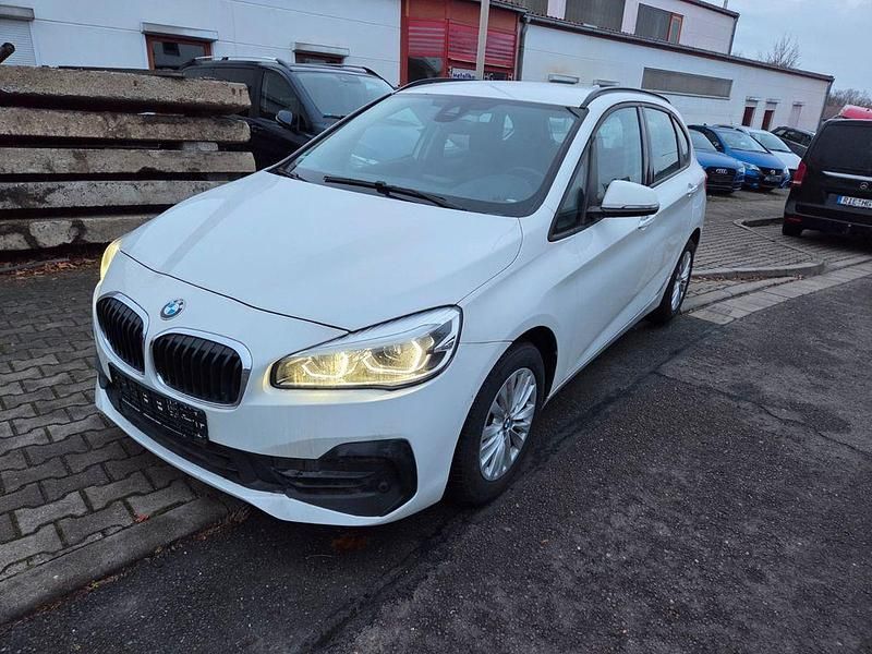 Weiß Gebraucht 2019 BMW 218 Advantage Kombi | 15.250 € (Superpreis) - Bild 1/4