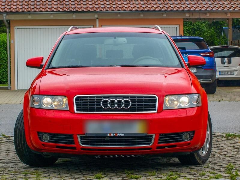 Rot Gebraucht 2003 Audi A4 Kombi | 2.999 € (Fairer Preis) - Bild 1/4