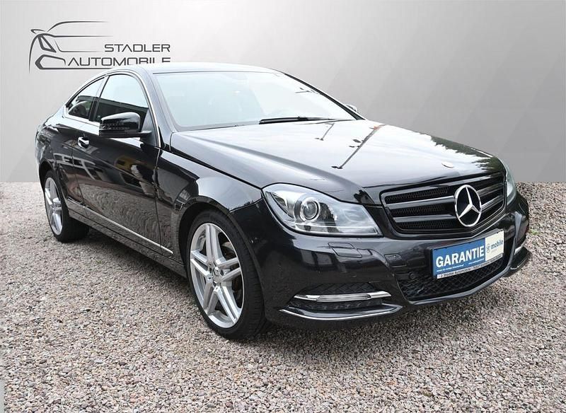 Gebraucht Mercedes C220 170 PS (125 kW) 2015 Schwarz Coupé