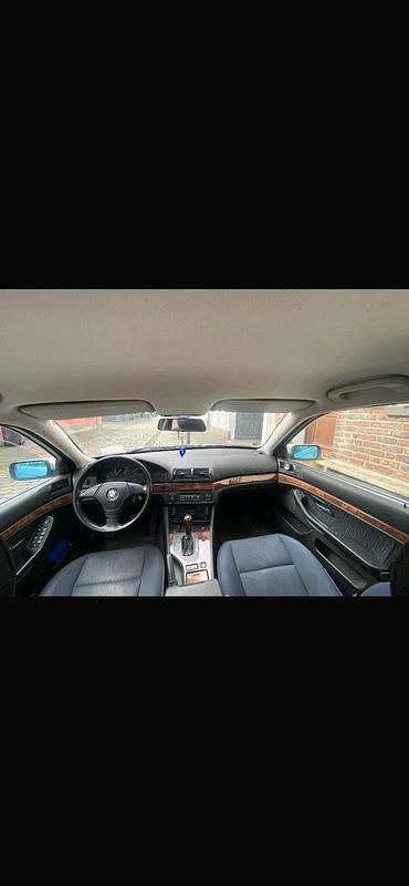 Gebraucht BMW 523 170 PS (125 kW) 2000 Grau Limousine