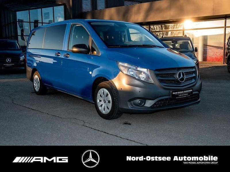 Gebraucht Mercedes Vito 163 PS (119 kW) 2019 Atlantisblau Van