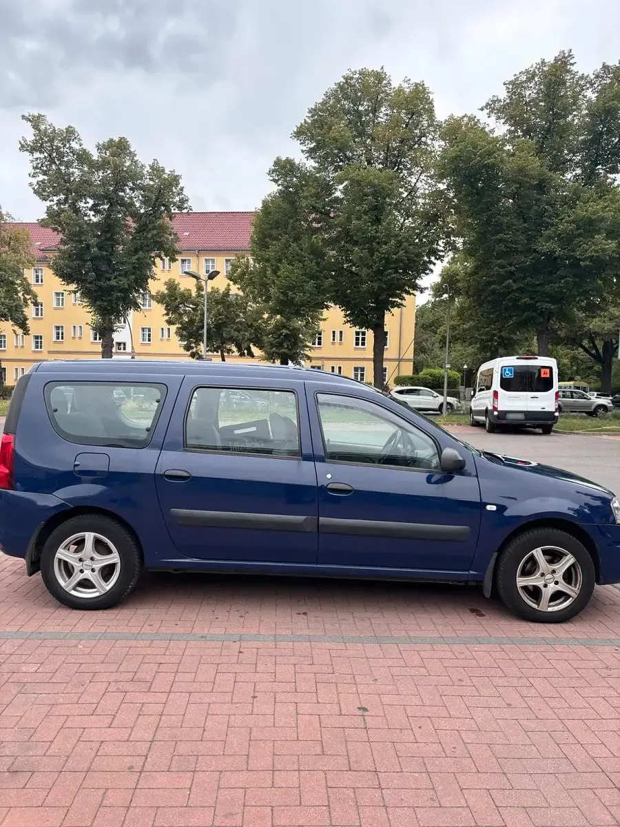 Gebraucht Dacia Logan 88 PS (64 kW) 2009 Kombi