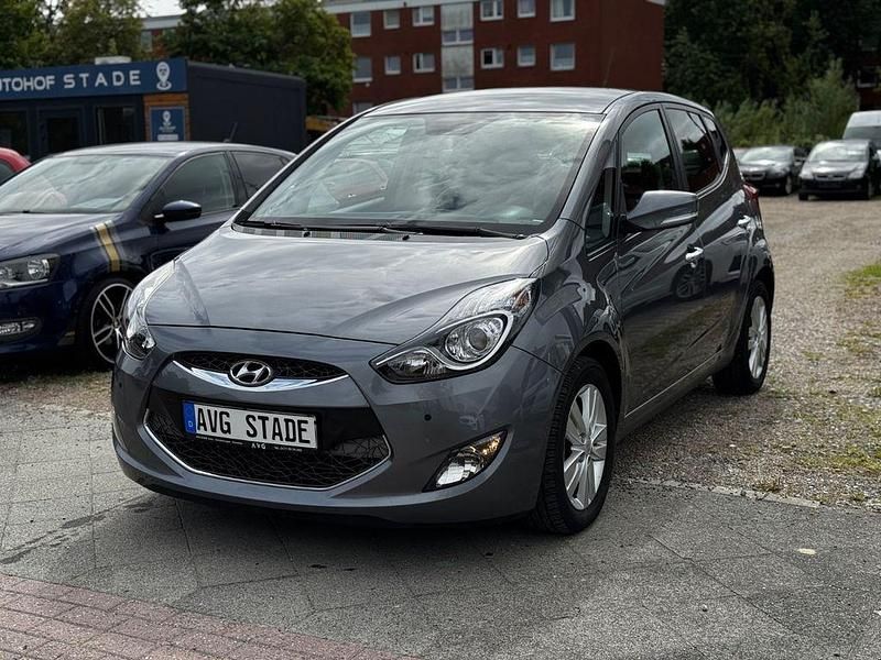 Gebraucht Hyundai ix20 Style 125 PS (91 kW) 2012 Grau Kleinwagen