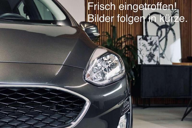 Weiß Gebraucht 2022 Ford Fiesta Cool & Connect Kleinwagen | 13.570 € (Guter Preis) - Bild 1/1