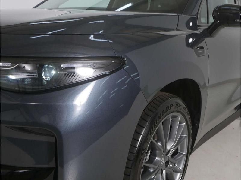 Neu Leapmotor C10 215 PS (158 kW) 2025 Grau SUV