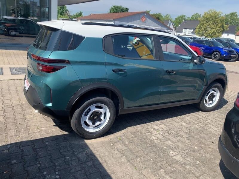 Neu Opel Frontera Edition 141 PS (103 kW) 2025 Grün SUV